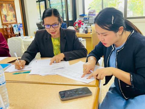 การพัฒนาหลักสูตรสถานศึกษาและหลักสูตรกลุ่มสาระการเรียนรู้ เพื่อยก