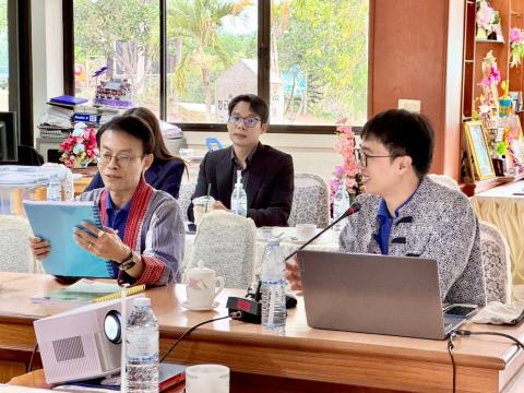 การพัฒนาหลักสูตรสถานศึกษาและหลักสูตรกลุ่มสาระการเรียนรู้ เพื่อยก