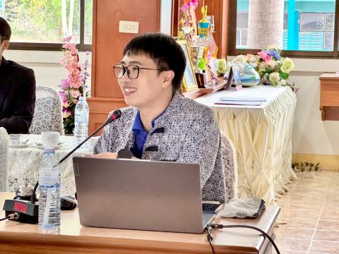 การพัฒนาหลักสูตรสถานศึกษาและหลักสูตรกลุ่มสาระการเรียนรู้ เพื่อยก