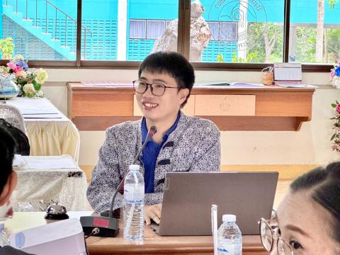 การพัฒนาหลักสูตรสถานศึกษาและหลักสูตรกลุ่มสาระการเรียนรู้ เพื่อยก